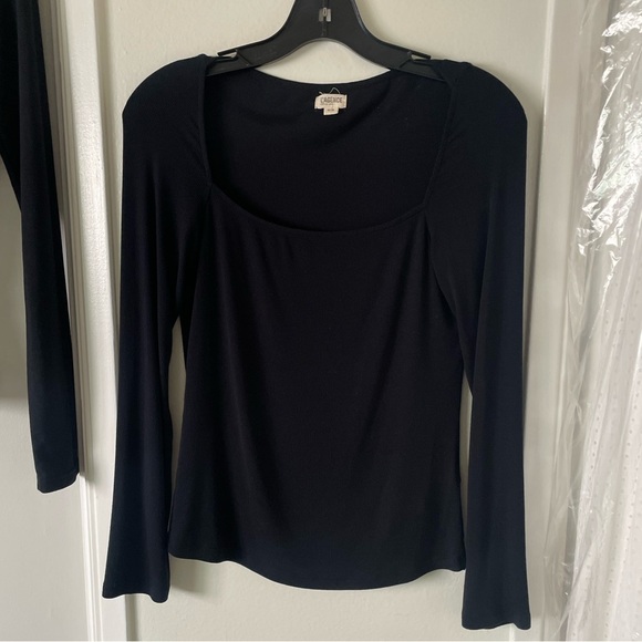 L'AGENCE Astrid Long Sleeve Square Neck Top in Black size M - EUC Ribbed - Picture 5 of 12